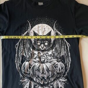 Halloween Black T-Shirt with Bat and Pumpkin/jack-o’-lantern
